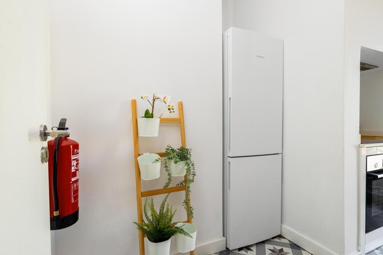 Los Anjos Apartment Lisbon Exterior photo